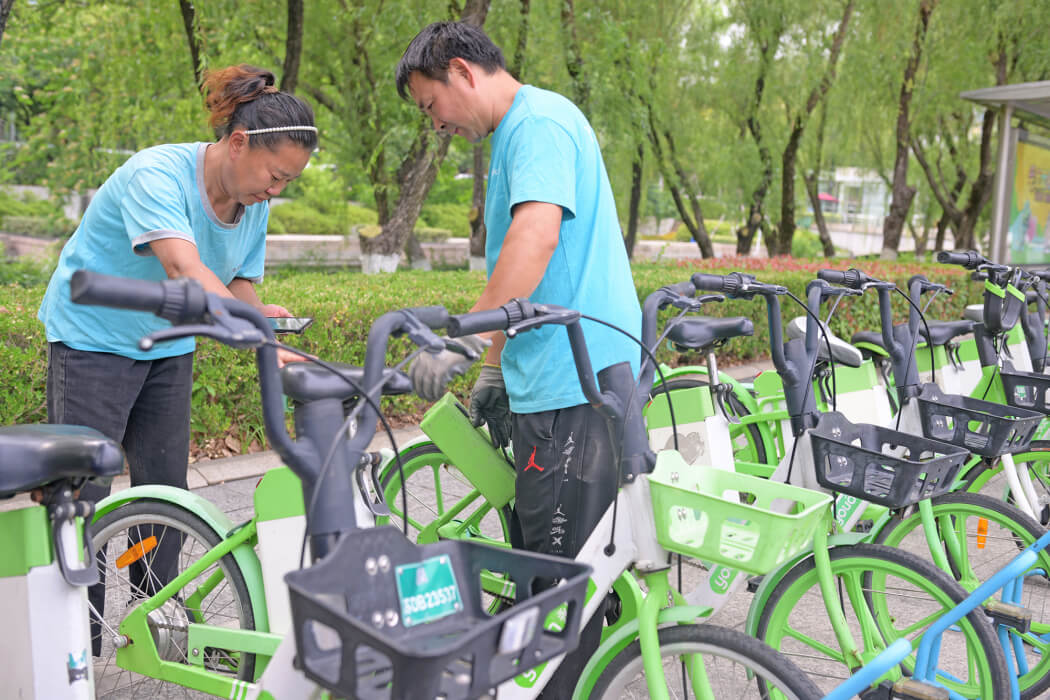 追著星光與晨光，守護(hù)城市通行“最后一公里”