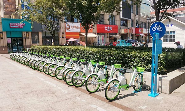 金壇區(qū)公共自行車本月底完成升級(jí)改造，今年將投放5000輛共享助力車