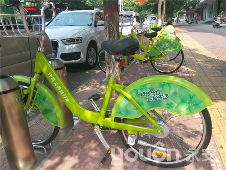河南許昌：辦理近2萬張公共自行車騎行卡