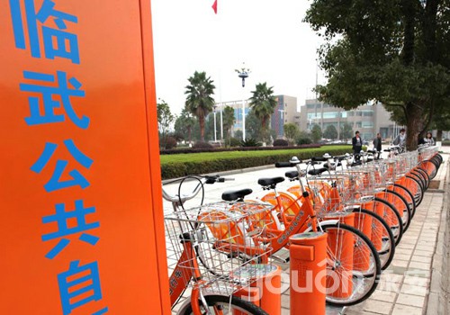 湖南臨武：期待公共自行車“大行其道”